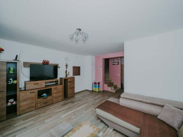 Pula | Banjole | Two-story apartment on the ground floor 350m from the sea