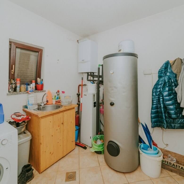 Pula | Galižana | Samostojna enonadstropna hiša na samem