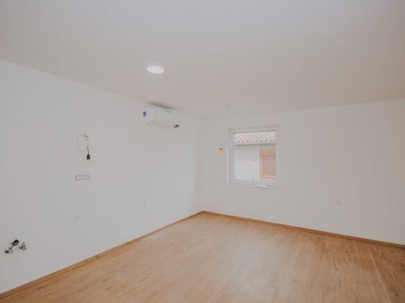 Zambratija | Apartma v prvem nadstropju s pogledom na morje