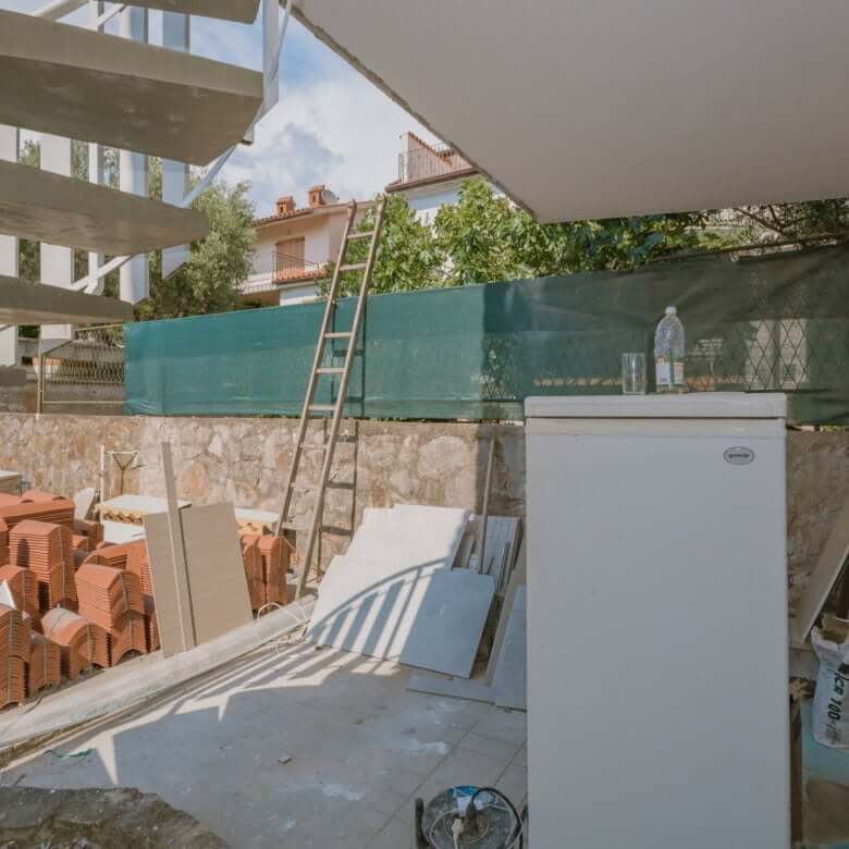 Zambratija | Apartma v pritličju z vrtom