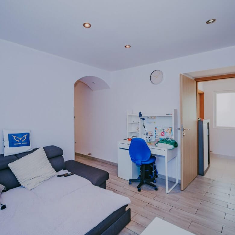 Buje okolica | Posest na samem z velikim potencijalom