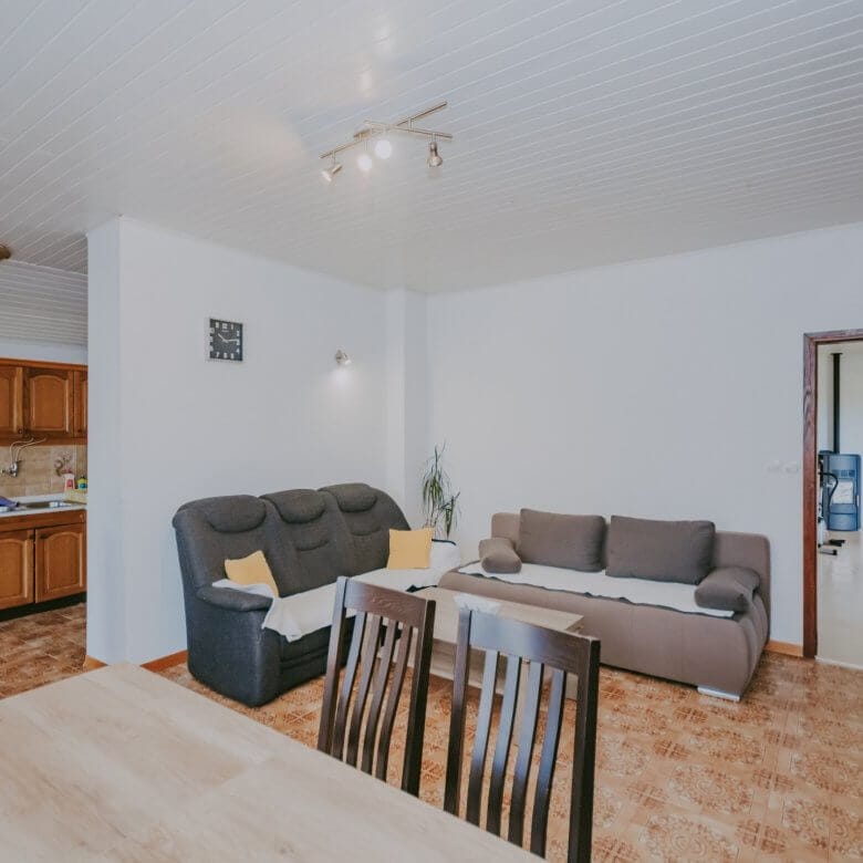 Buje okolica | Posest na samem z velikim potencijalom