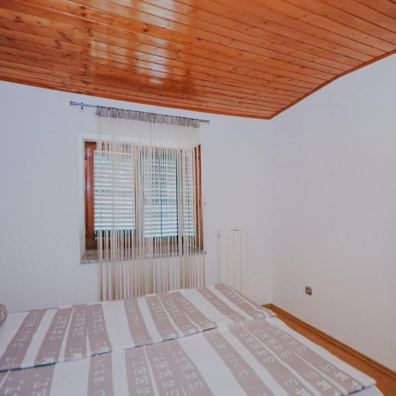 Buje okolica | Posest na samem z velikim potencijalom