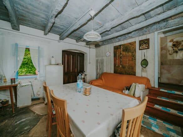 Šterna surroundings | Terraced stone house in a secluded area with potential
