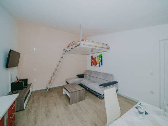 Karigador | Studio Apartment near the sea and the beach