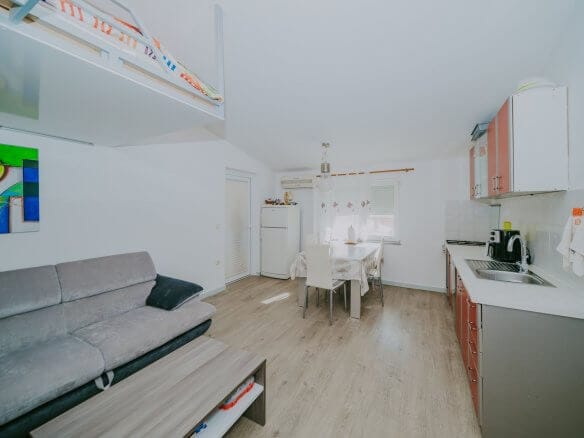 Karigador | Monolocale vicino al mare e alla spiaggia