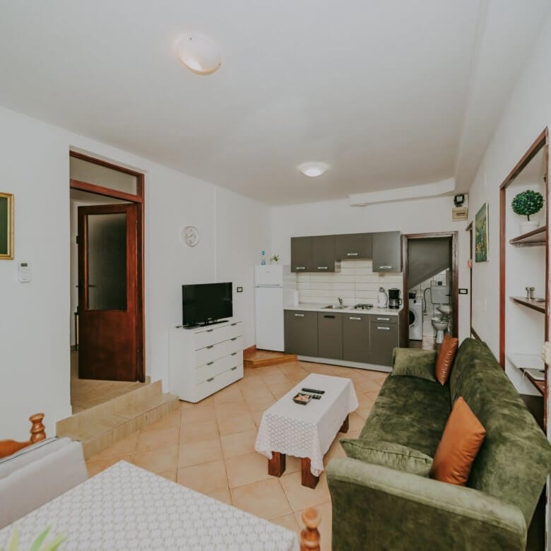 Umag | Petrovija | Zwei Wohnungen im Erdgeschoss zur Kapitalanlage