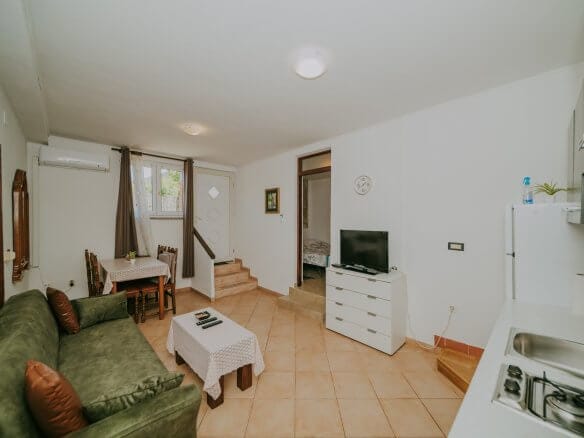 Umag | Petrovija | Zwei Wohnungen im Erdgeschoss zur Kapitalanlage