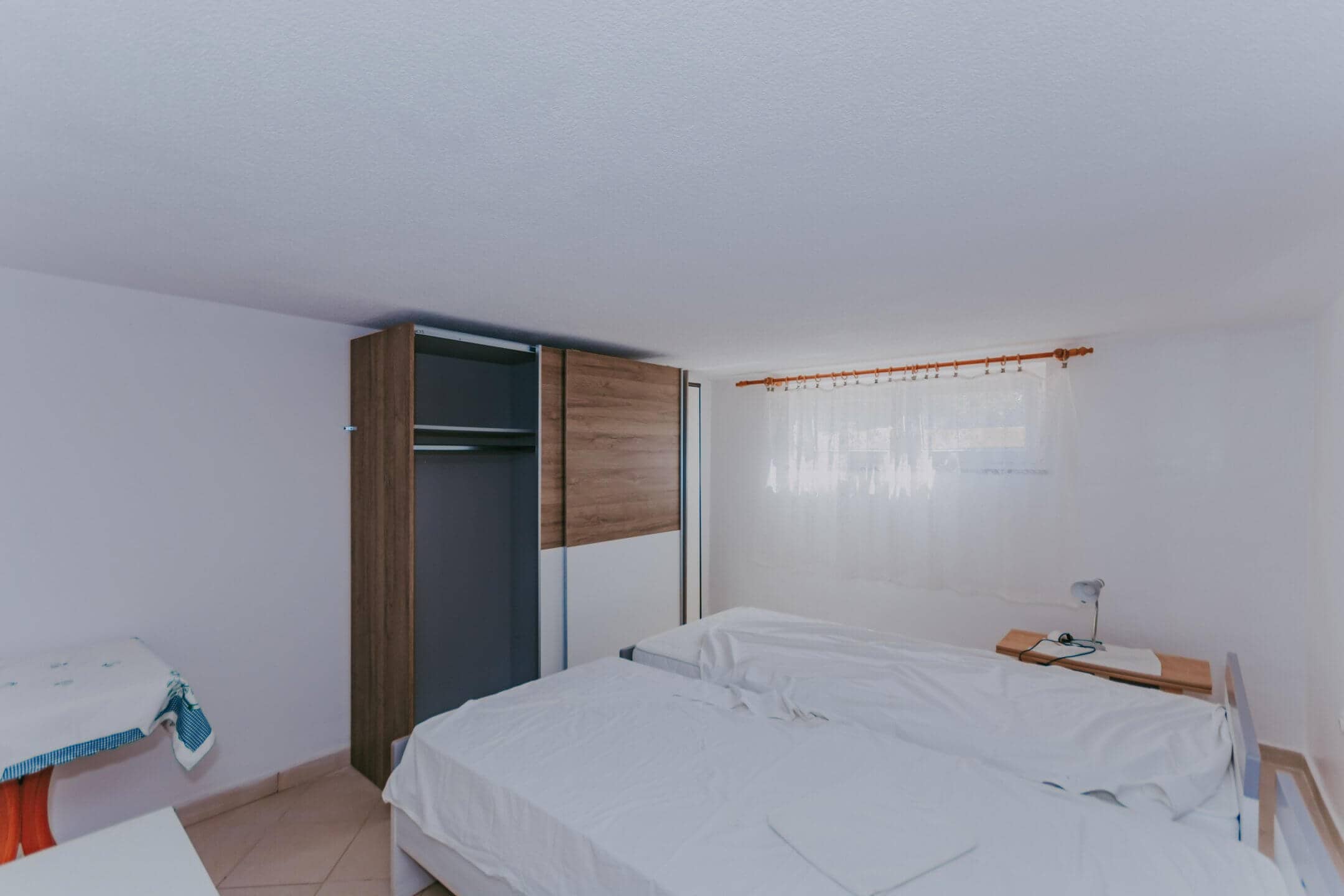 Novigrad surroundings | Two apartments with a yard in a quiet location