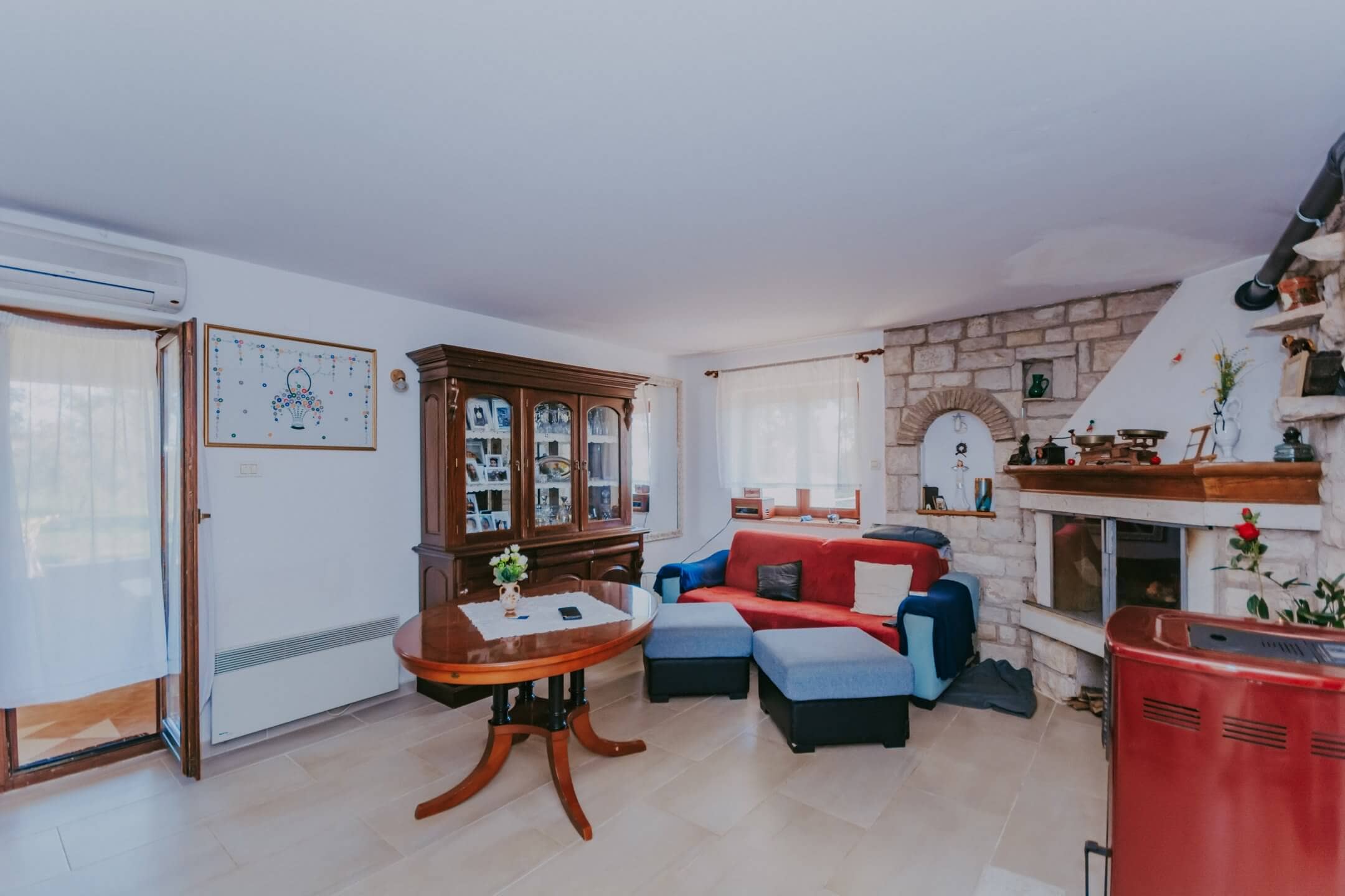 Novigrad surroundings | Two apartments with a yard in a quiet location