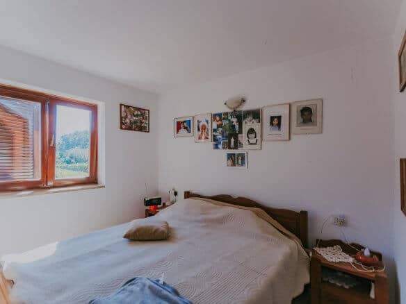 Novigrad surroundings | Two apartments with a yard in a quiet location