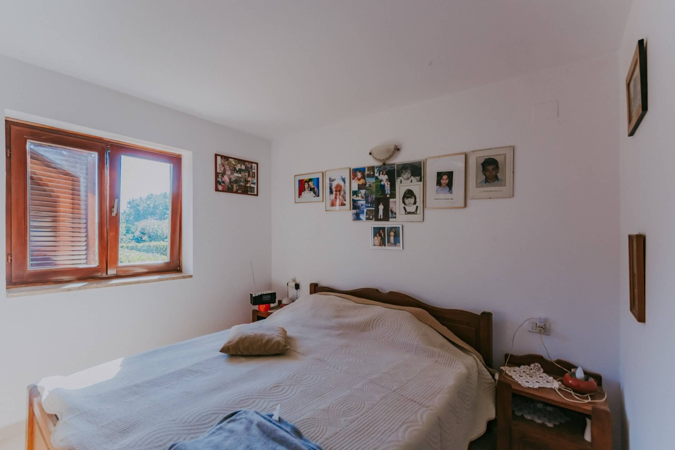 Novigrad surroundings | Two apartments with a yard in a quiet location