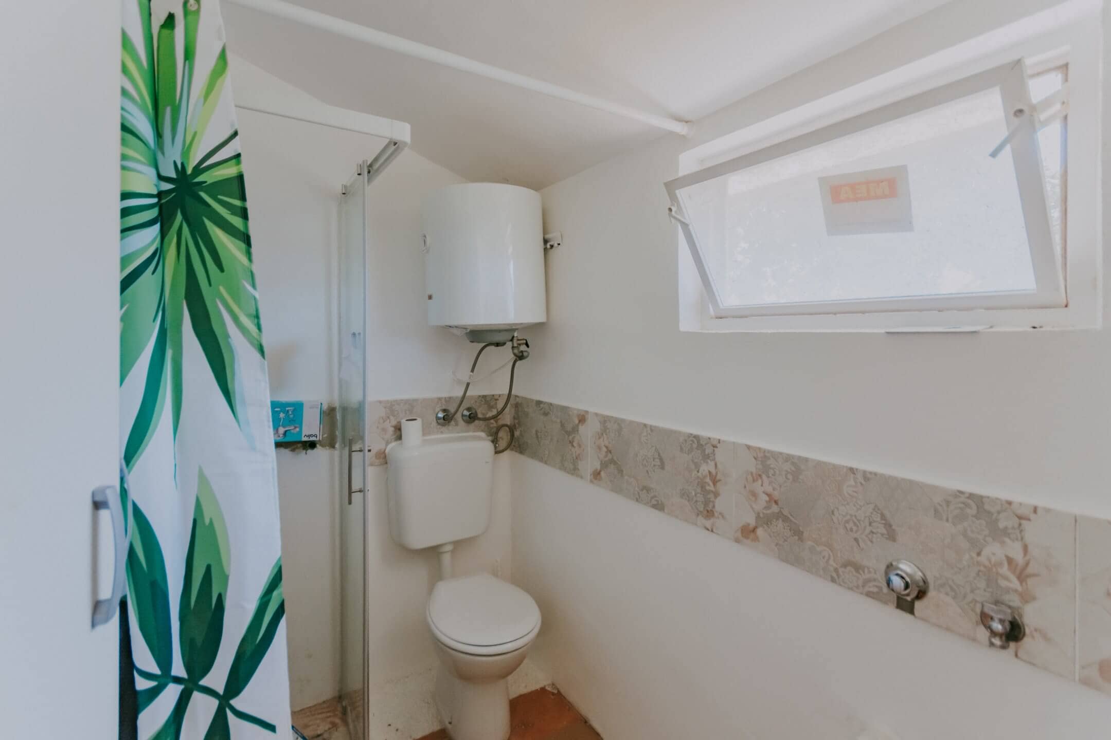 Novigrad surroundings | Two apartments with a yard in a quiet location
