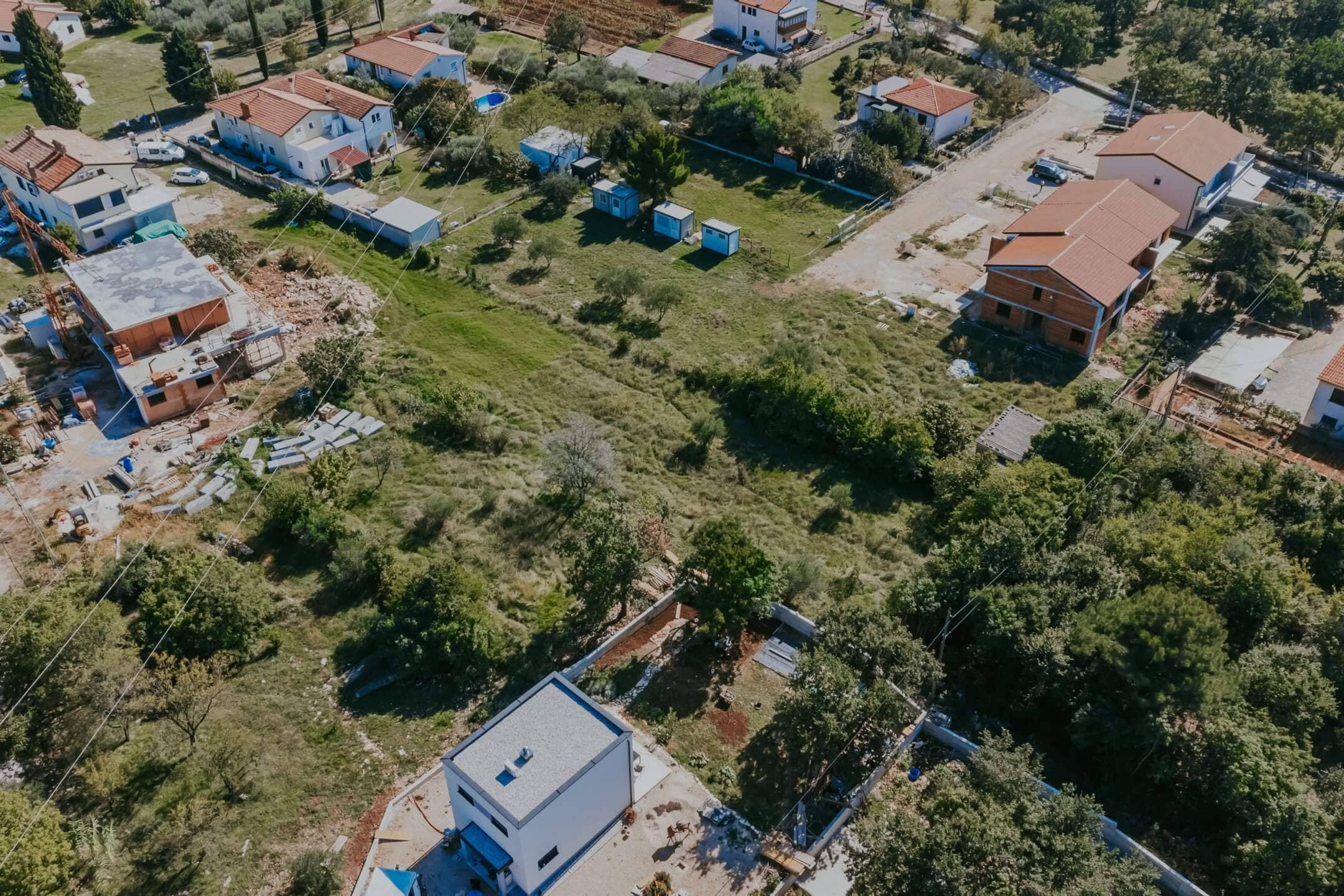 Кастель, земельный участок под застройку в отличном месте