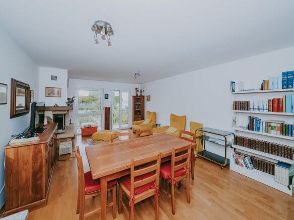 umag centro appartamento esclusivo prima fila al mare con garage e vista mare