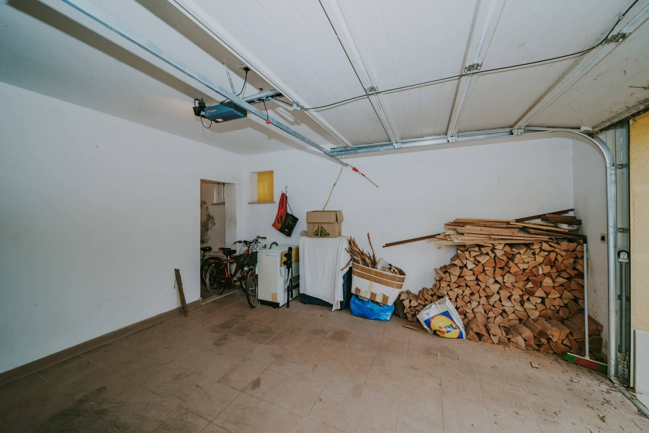 umag centro appartamento esclusivo prima fila al mare con garage e vista mare