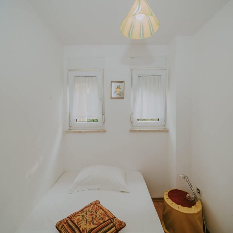 umag centro appartamento esclusivo prima fila al mare con garage e vista mare