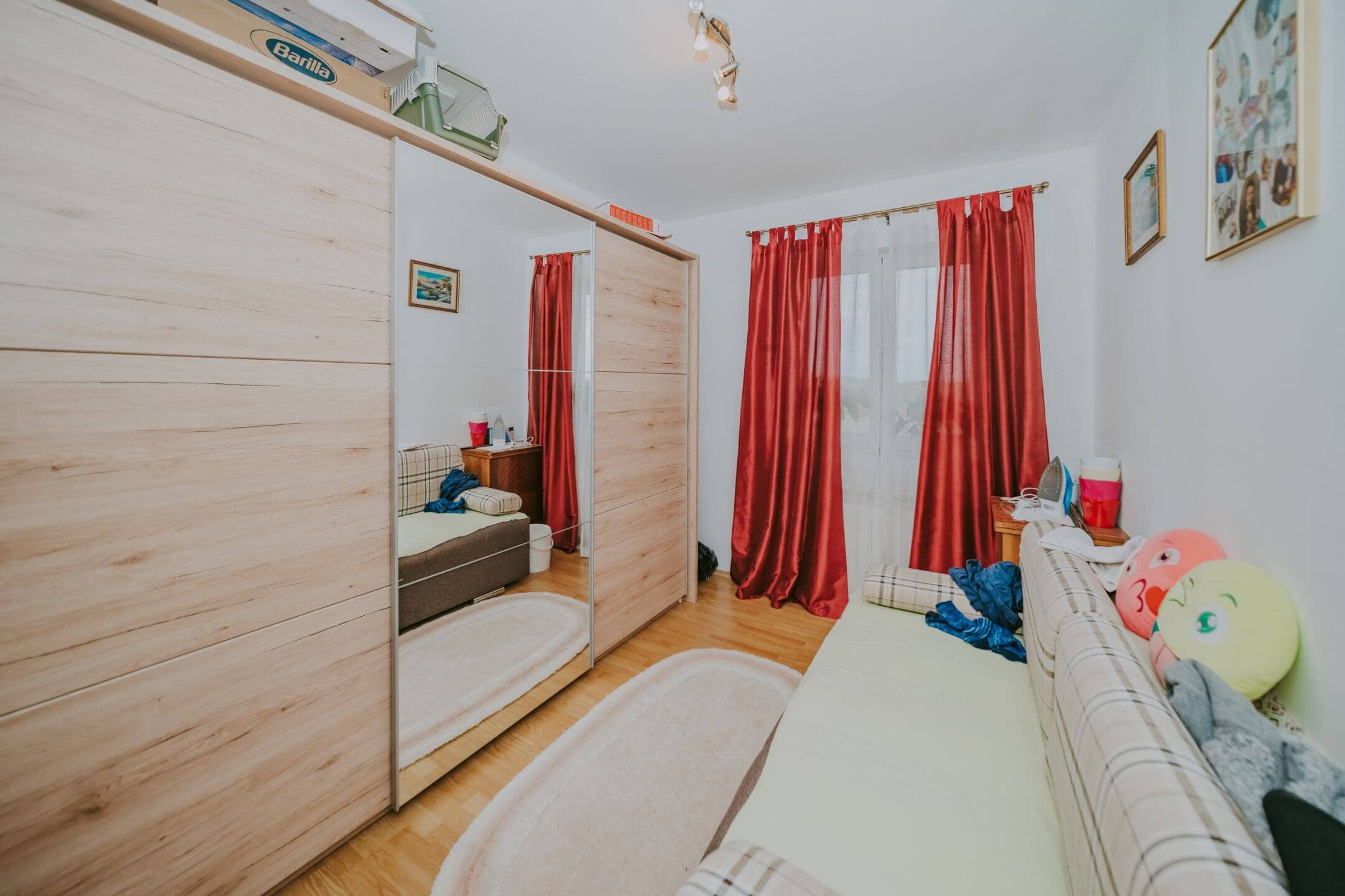 kastel prostorno stanovanje na odlični lokaciji