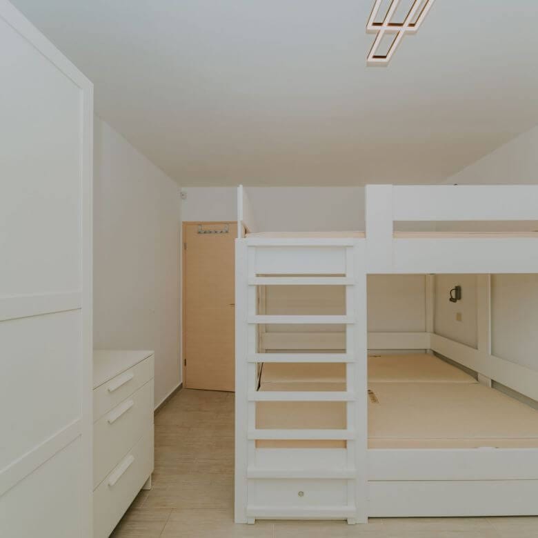 mareda novigrad appartamento con giardino e cucina estiva