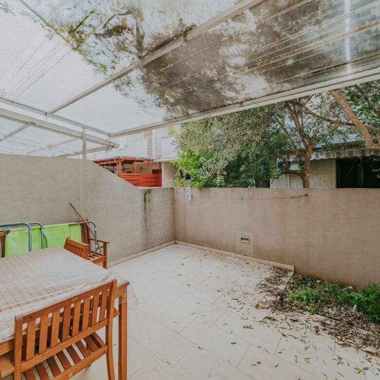 mareda novigrad apartment with garden and summer kitchen