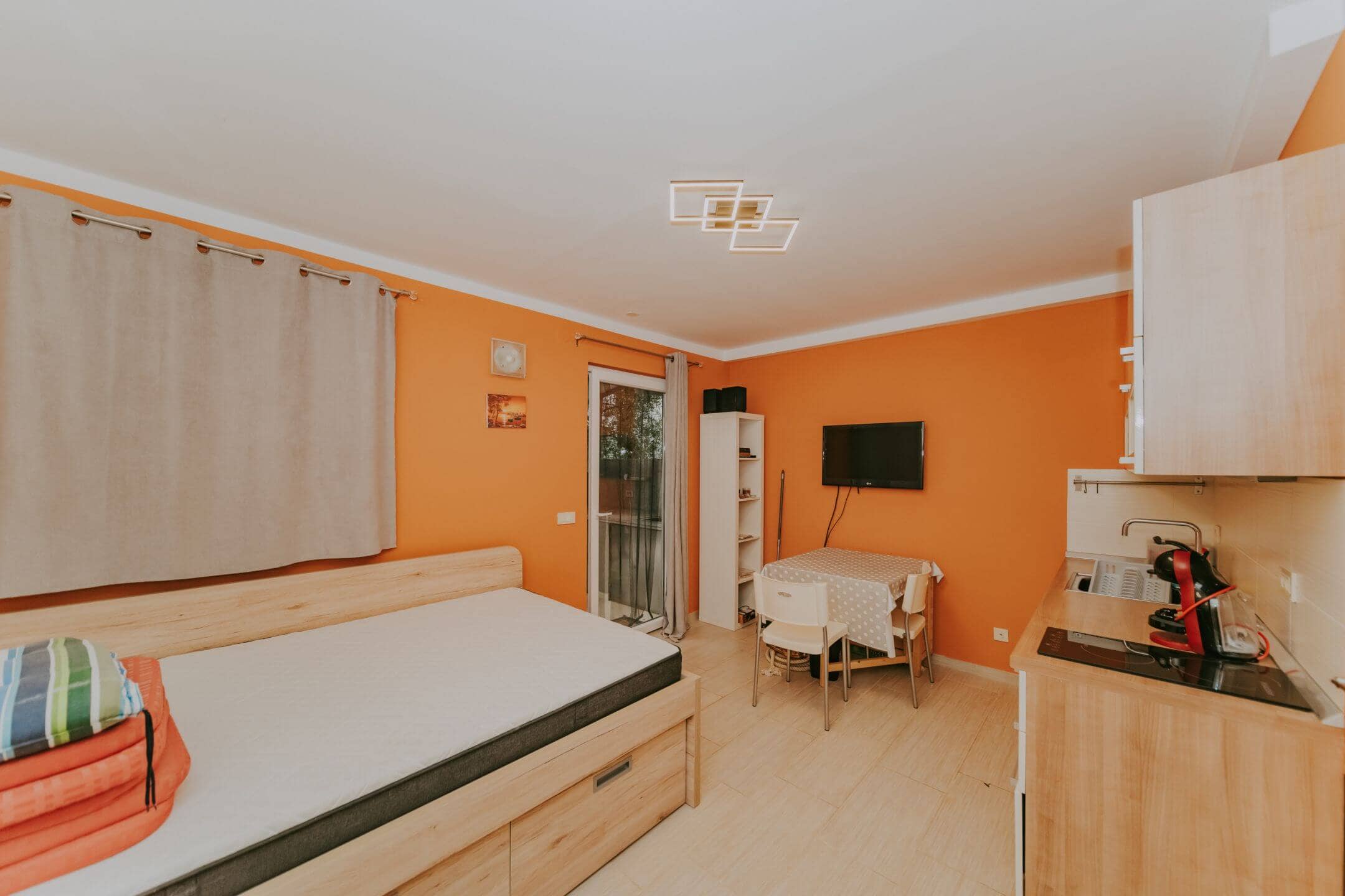 mareda novigrad apartment with garden and summer kitchen