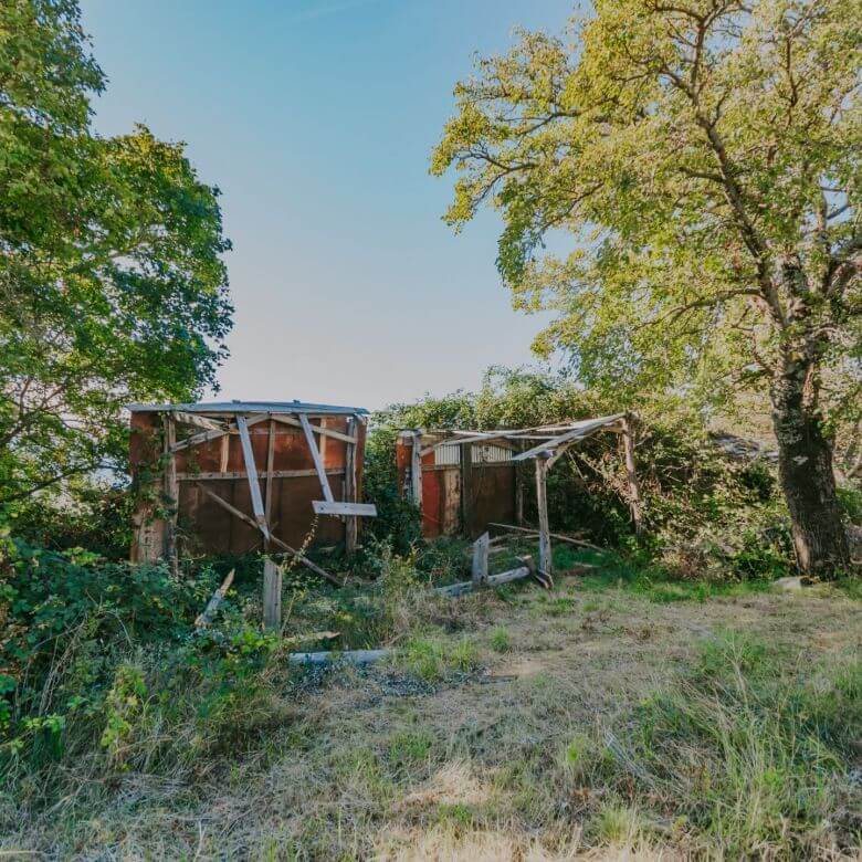 zavrsje surroundings a complex of stone houses with two barns and secluded land