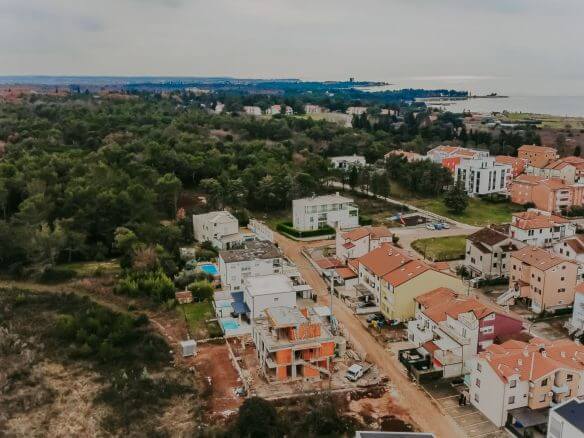 zambratija moderno stanovanje v novogradnji