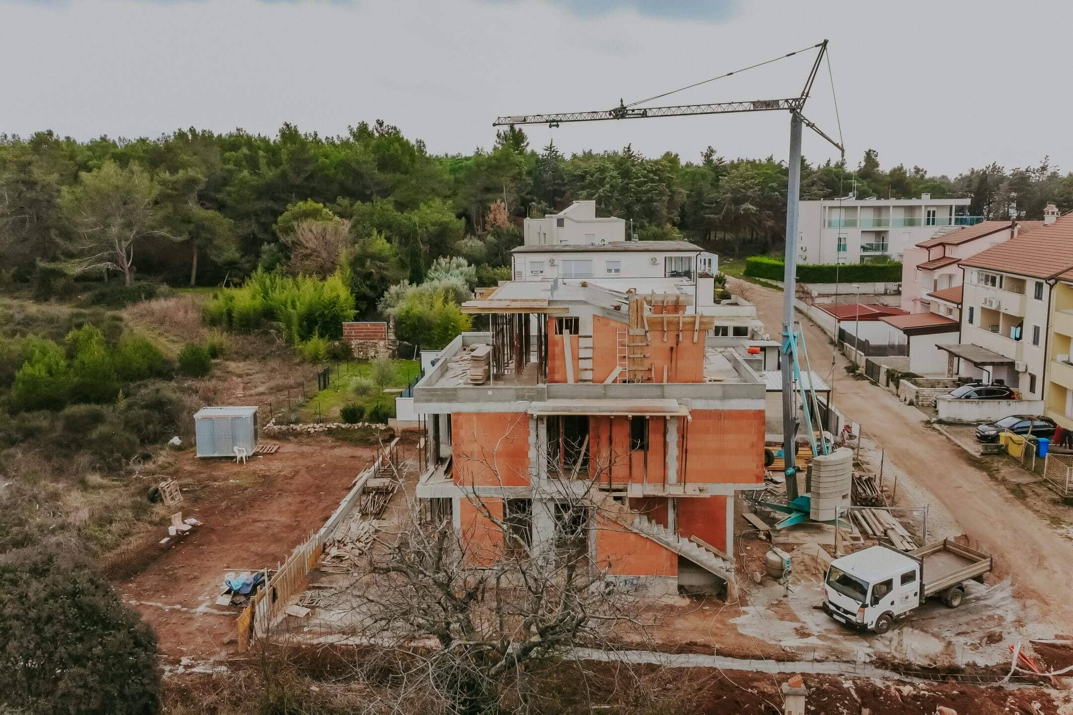 Zambratija moderne Wohnung in einem neuen Gebäude