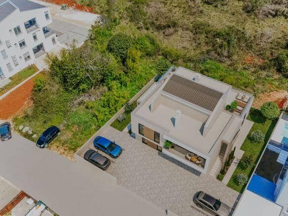 Zambratija moderne Wohnung in einem neuen Gebäude