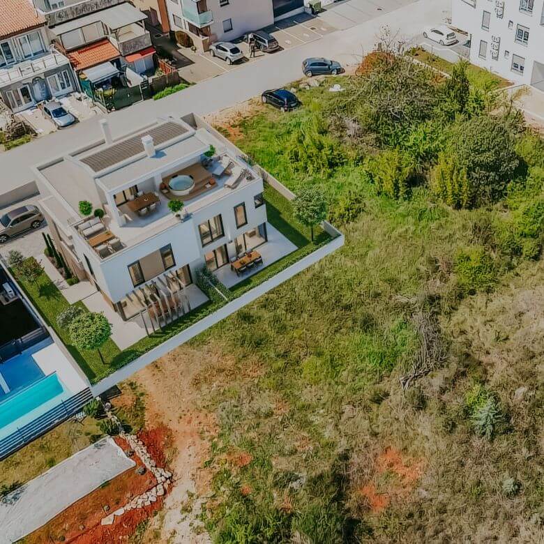 zambratija moderno stanovanje v novogradnji