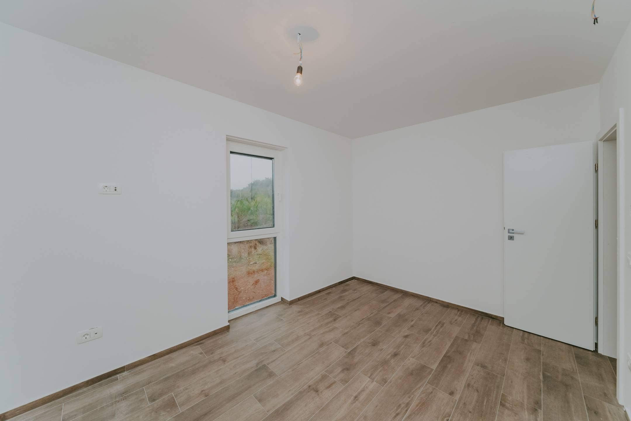 zambratija moderne Wohnung in einem Neubau im ersten Stock