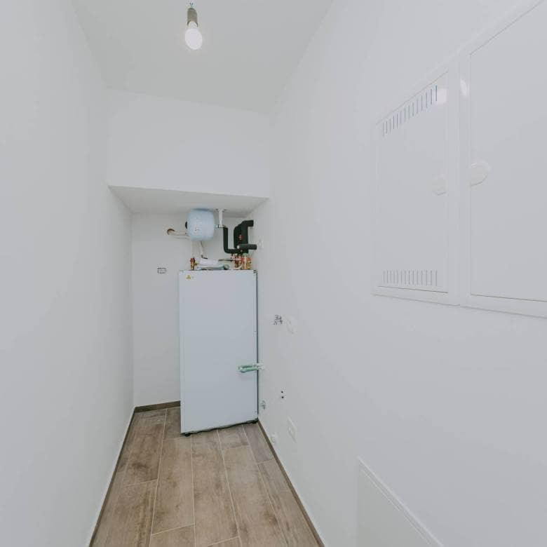 zambratija moderne Wohnung in einem Neubau im ersten Stock