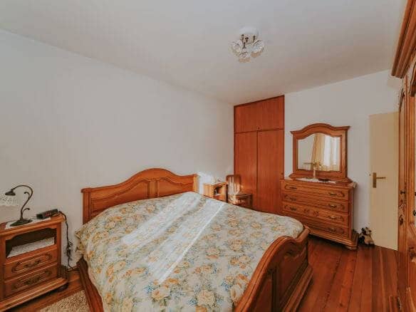 zavrsje terreno circostante per scopi residenziali e commerciali