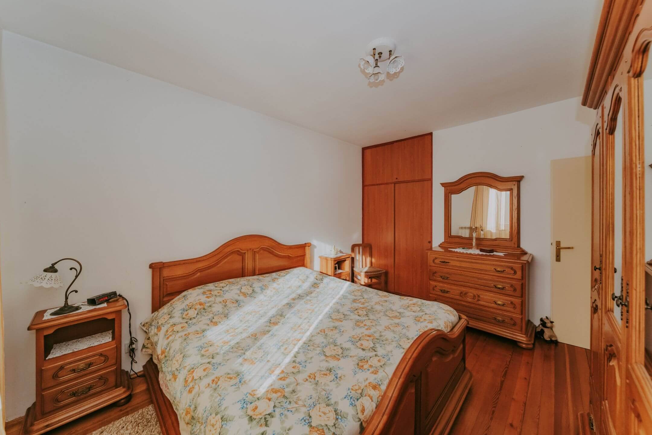 zavrsje terreno circostante per scopi residenziali e commerciali