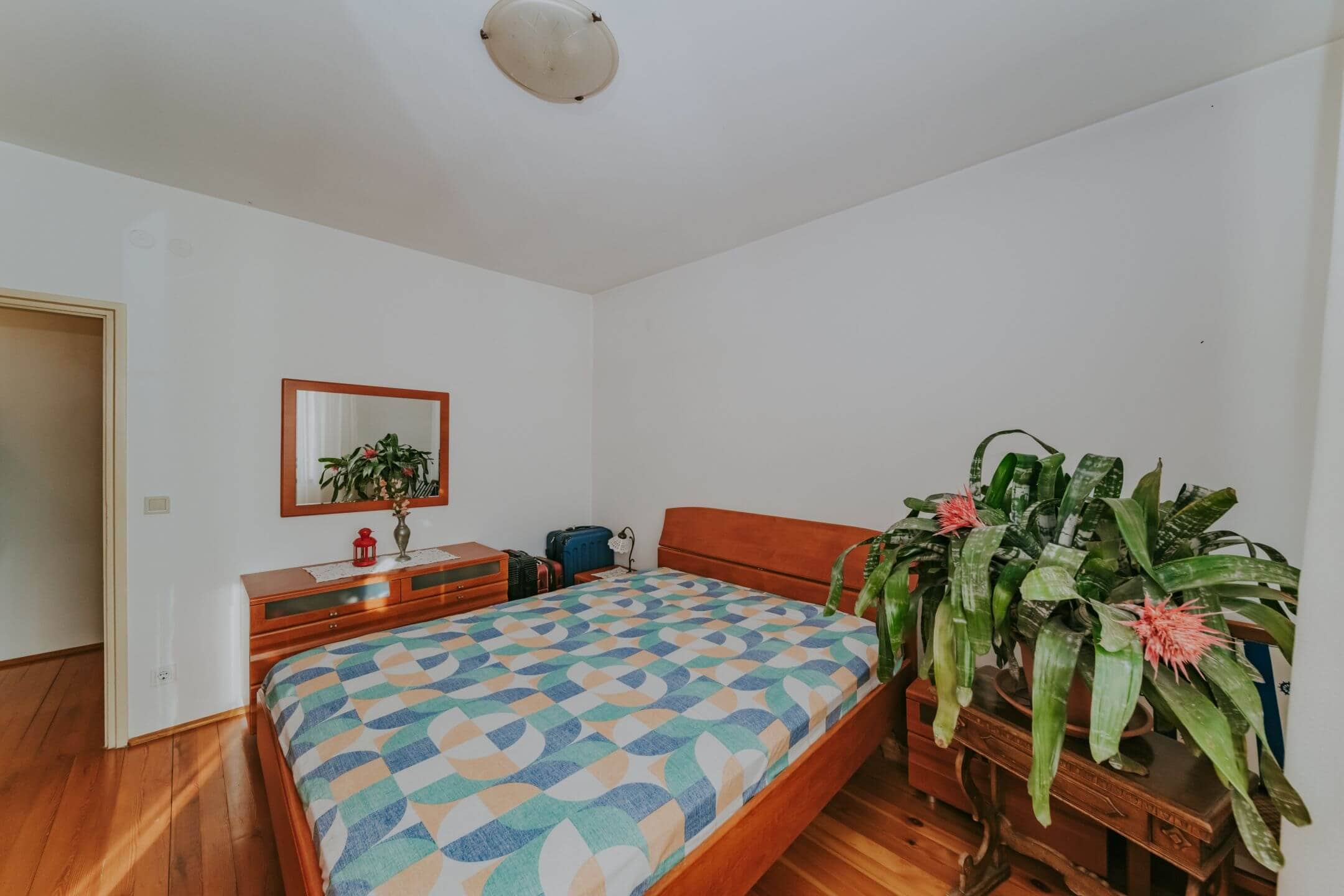 zavrsje terreno circostante per scopi residenziali e commerciali