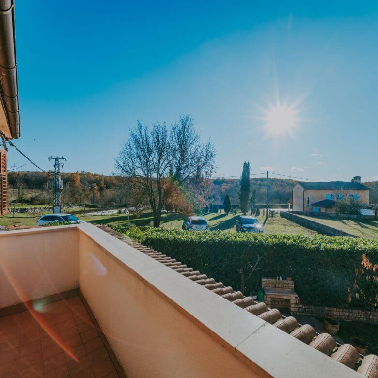 окружающая недвижимость для жилых и деловых целей