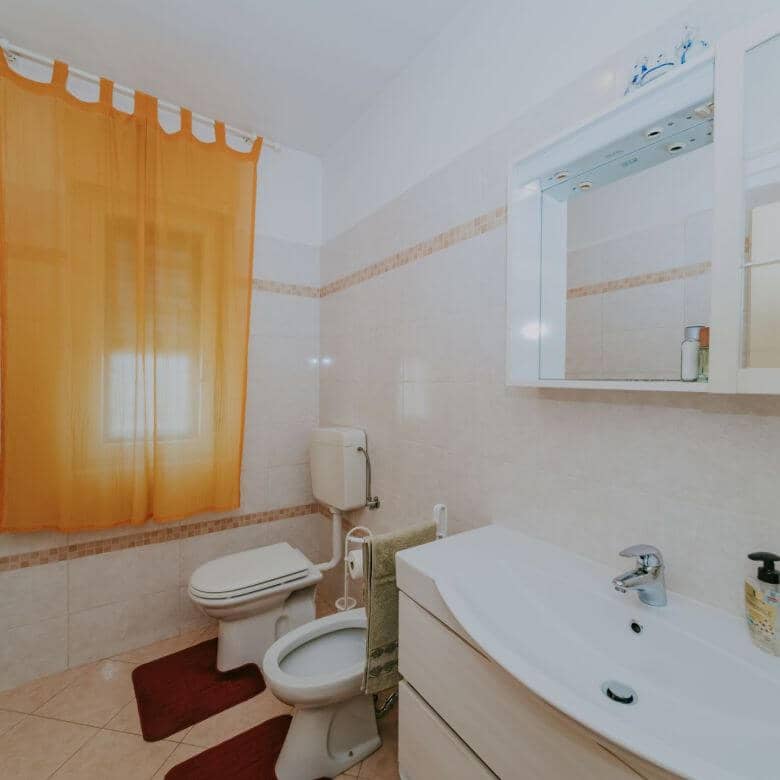 zavrsje terreno circostante per scopi residenziali e commerciali