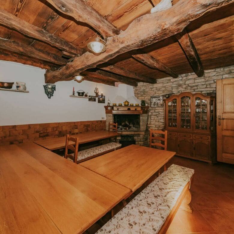 zavrsje terreno circostante per scopi residenziali e commerciali