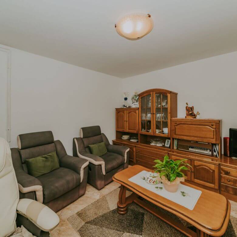 окружающая недвижимость для жилых и деловых целей