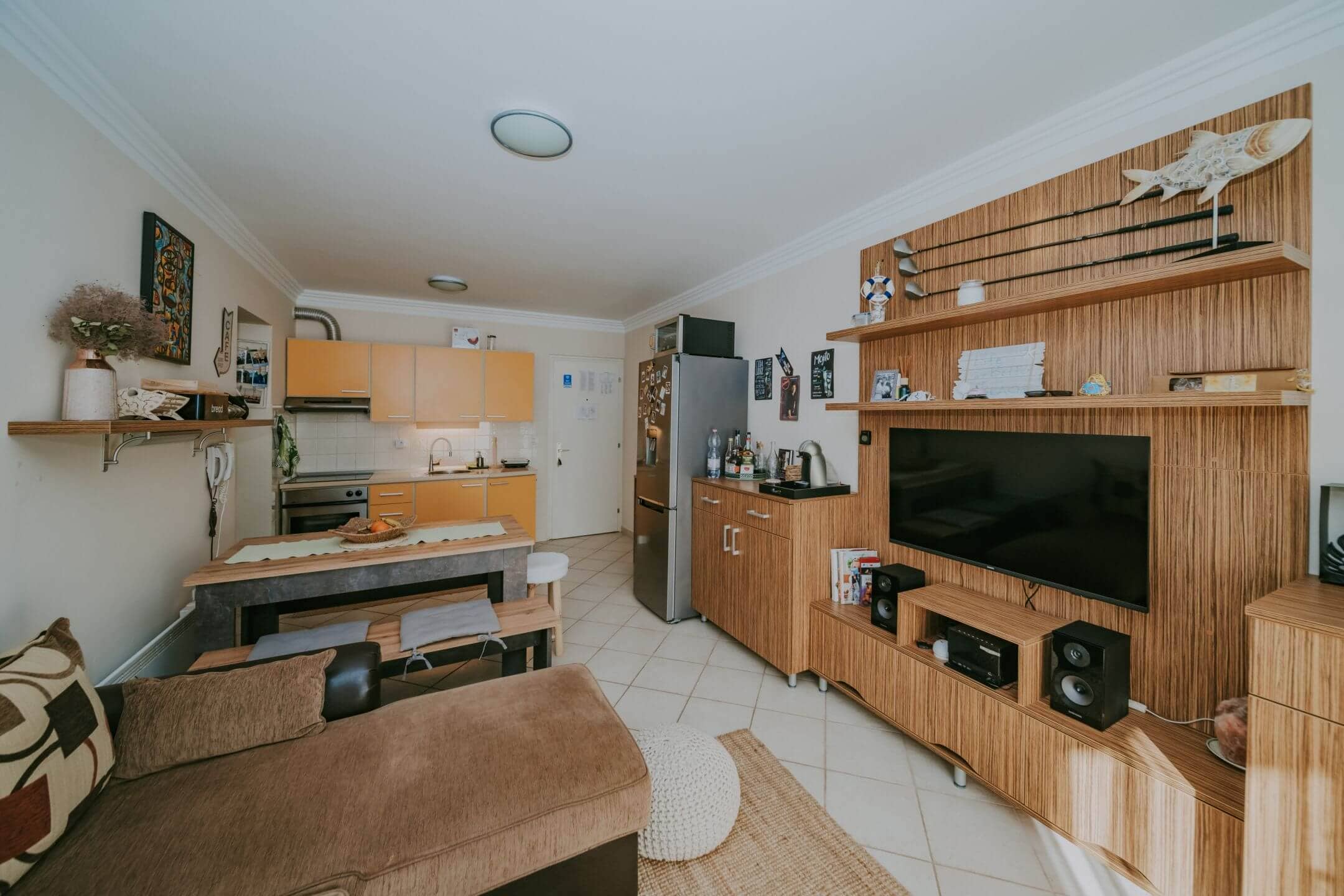 crveni vrh apartment in a resort with a sea view