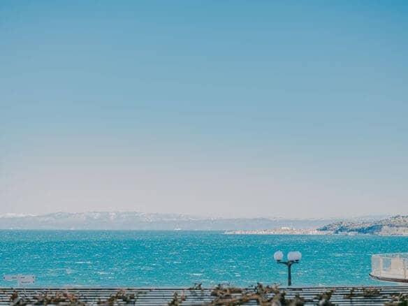 crveni vrh apartment in a resort with a sea view