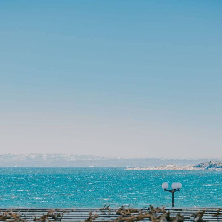 crveni vrh apartment in a resort with a sea view