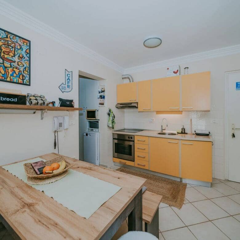 crveni vrh apartment in a resort with a sea view