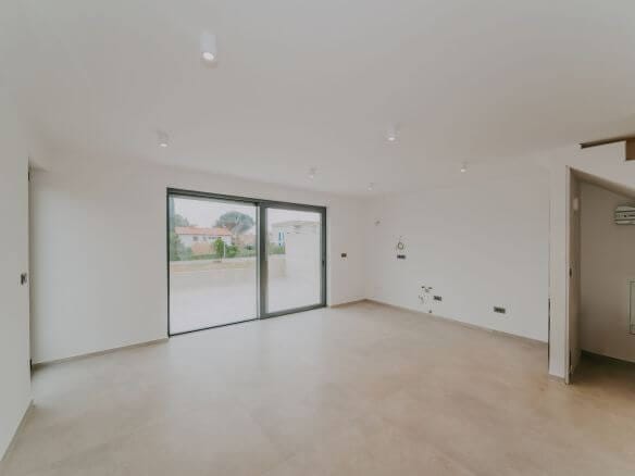 novigrad a modern house in a new building with a sea view