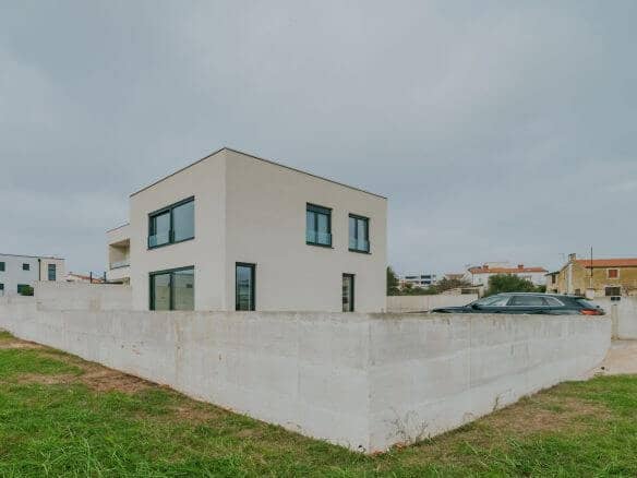 novigrad moderna kuća u novogradnji sa pogledom na more