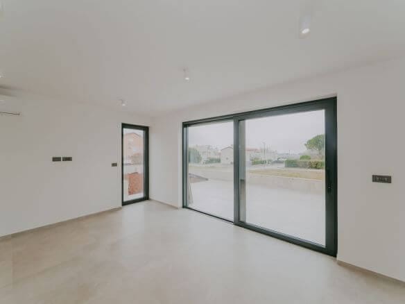 novigrad a modern house in a new building with a sea view