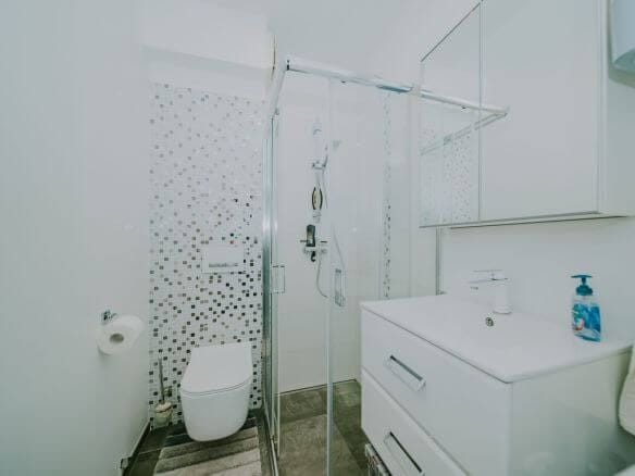 Новиградская квартира на первом этаже с садом и летней кухней