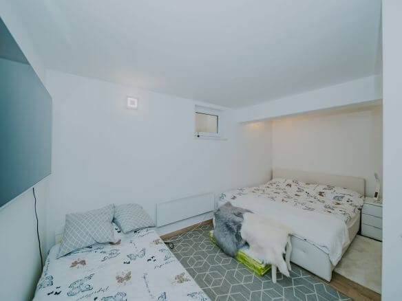 Новиградская квартира на первом этаже с садом и летней кухней