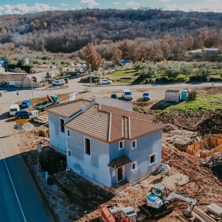 окрестности Кастеля двухквартирный дом с бассейном в новом здании