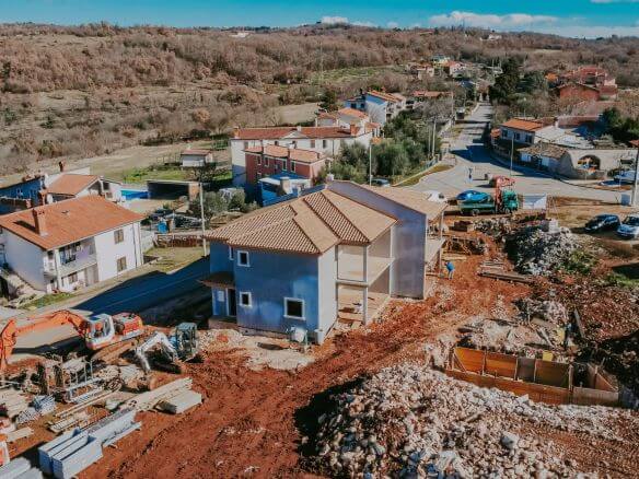 окрестности Кастеля двухквартирный дом с бассейном в новом здании